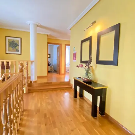 Holiday home Casa Pedraza Con Piscina Privada *