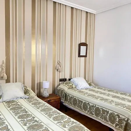 Casa Pedraza Con Piscina Privada Holiday home *