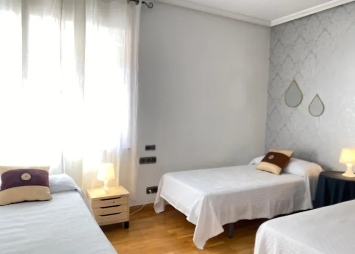 Casa Pedraza Con Piscina Privada Tatil Evi Machacon